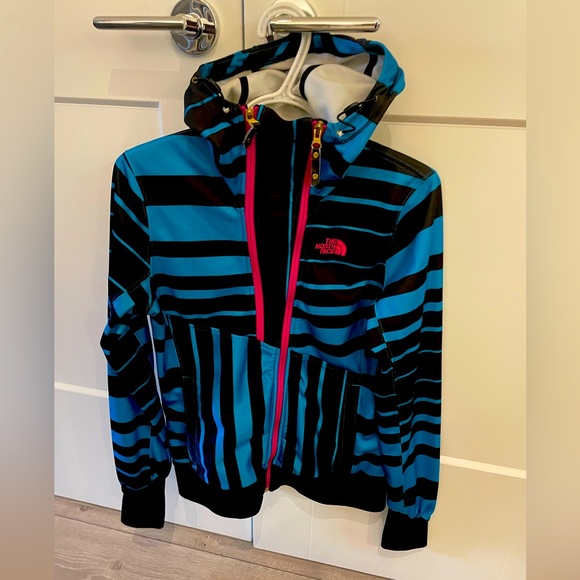 Ladies north face front zip hoodie - Picture 1 of 4